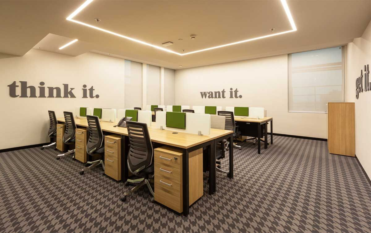 CorporatEdge HT House